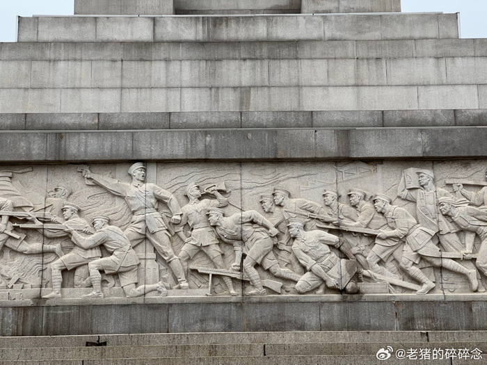 来都来了,作为地标建筑的八一南昌起义纪念塔总要看看…__财经头条