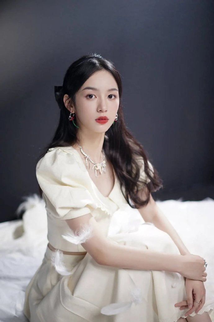 女明星蝴蝶结造型鞠婧祎欧阳娜娜虞书欣杨超越孔雪儿