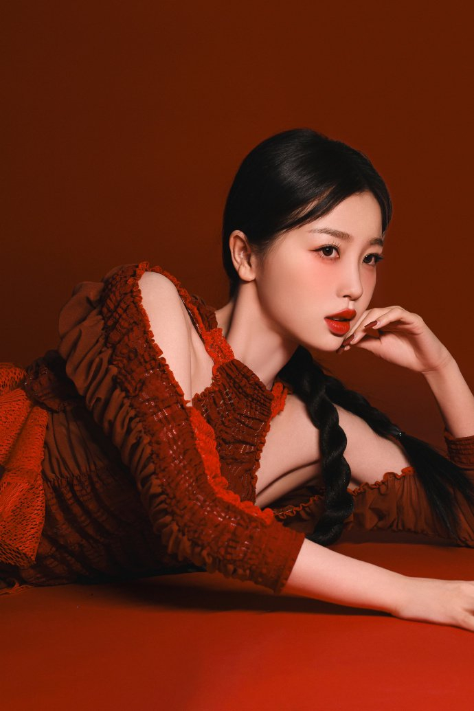 虞书欣双面风格欣欣子这两套造型必定风靡万千少女67