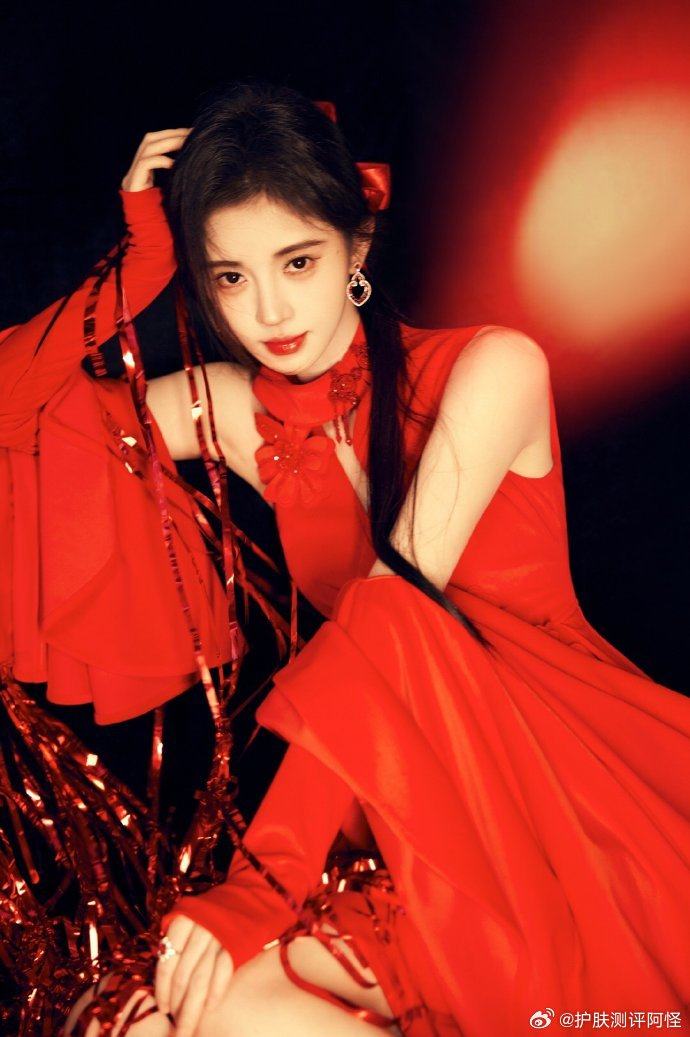 鞠婧祎请查看以下句子非常遗憾的是我无法在多年前聆听你的小幸运歌曲