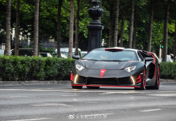 兰博基尼aventadornimrodavantirosso