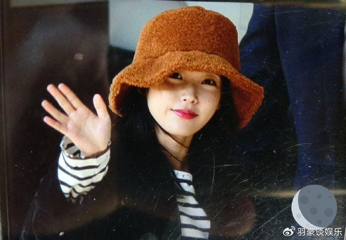 李钟硕现身iu演唱会,力挺女友音乐之路|李钟硕|演唱会|女友_新浪新闻