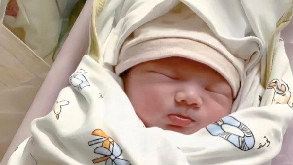 婴儿夜里“最佳睡眠时长”，有利身高体重、大脑发育