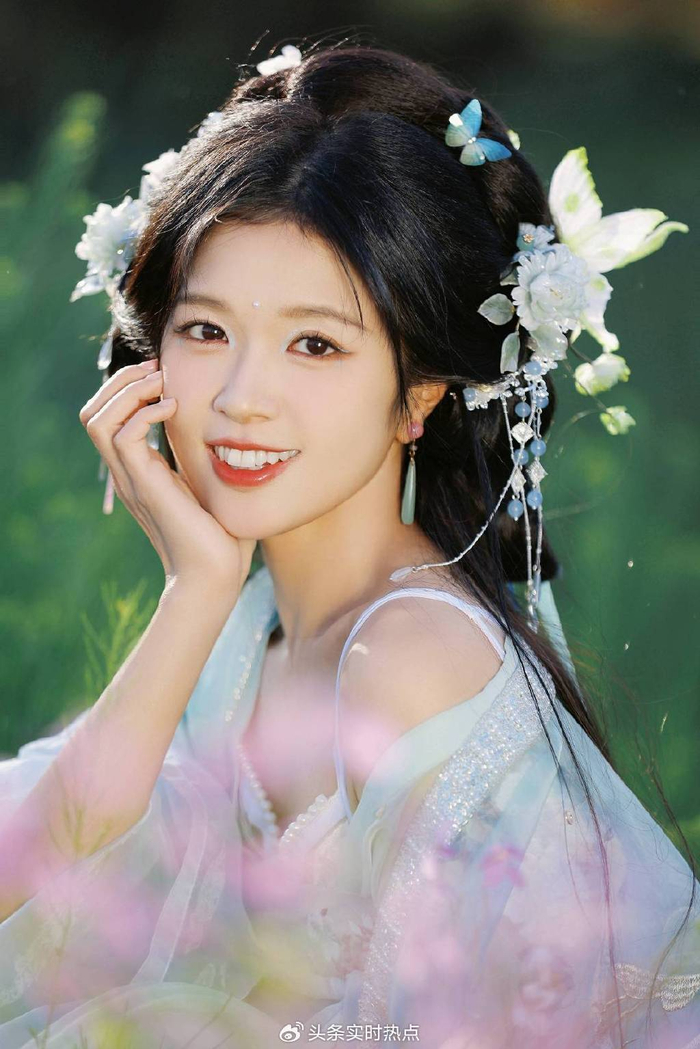 越南姐姐孙夏铃古风写真备受好评 网友呼吁快拍摄古装剧