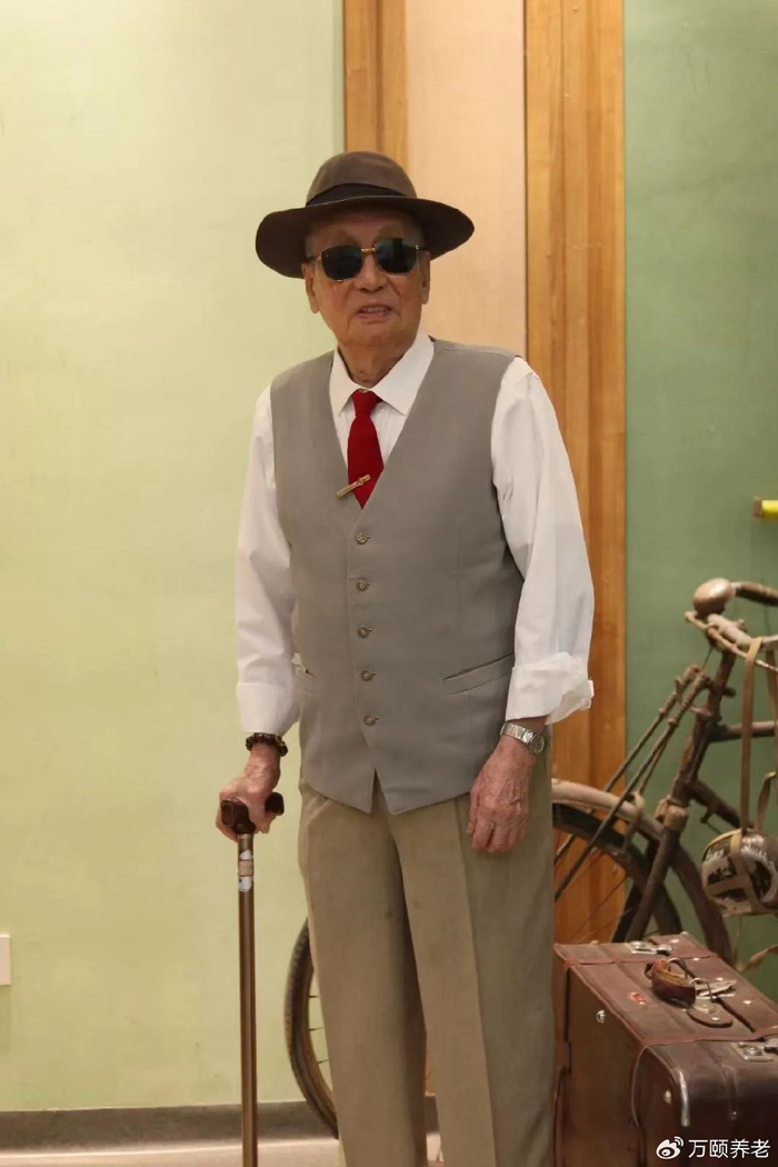 福州五周年:入住五载,感怀万千,我与万颐的五周年|养老|陈沂|福州