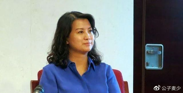李幼斌：与24年发妻离婚，转身迎娶三婚的史兰芽，愧对前妻和儿子
