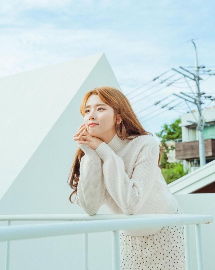 拍照新手可以借鉴人像拍照姿势12招拍照好看又抢镜