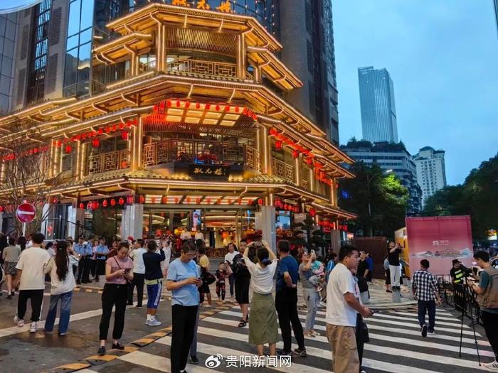 青雲市集pk曹狀元街區:在