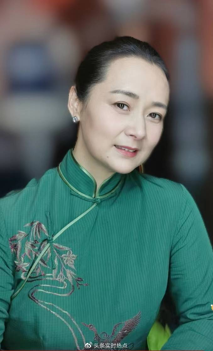 电视剧《南洋女儿情》热播 陈依莎肖燕演绎乱世母女情|肖燕|母女|南洋