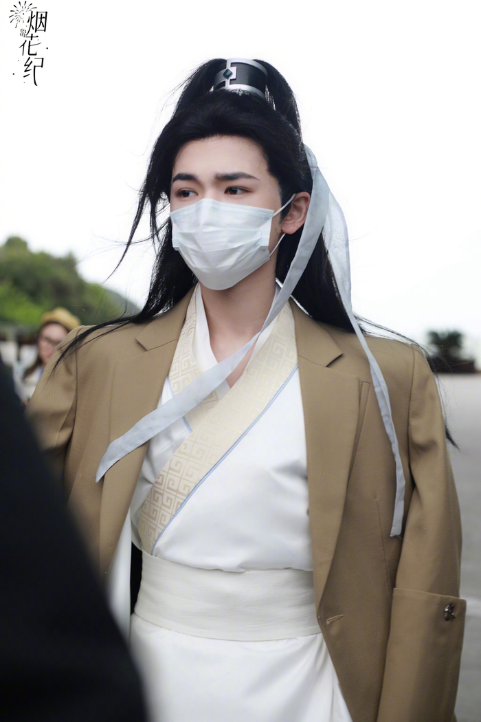 宋亚轩萌探探探案古风女装路透 救命!