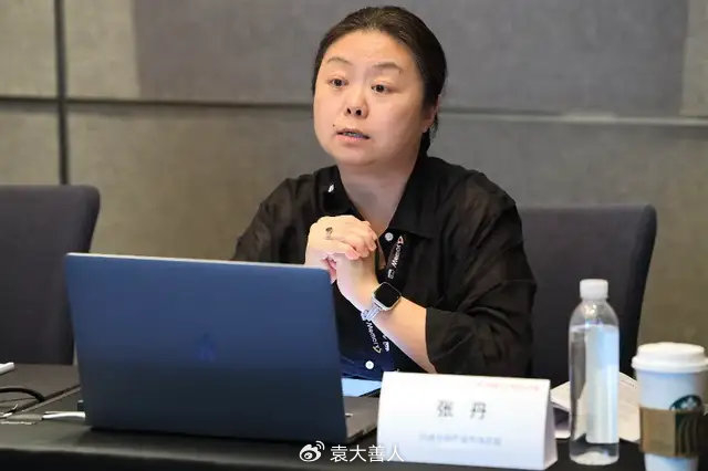 AI浪潮中的锚:闪迪以全域赋能为超级周期注入确定性__财经头条__新浪财经