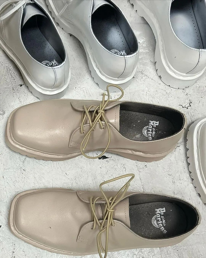 搭一间教室班里都穿马吉拉白柏林时装周越来越好看了