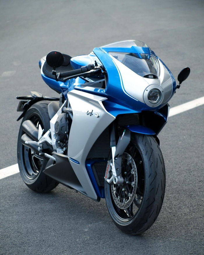 美图赏析丨mvagustasuperveloce800