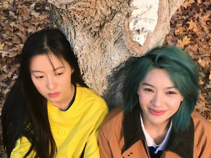 的写真合照和邱天,任敏都有 679/ 9《消失的痕迹》女主之一「李嘉鑫