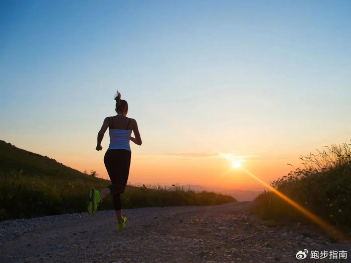 坚持晨跑半小时,一年后会怎样?|跑步|晨跑_新浪新闻
