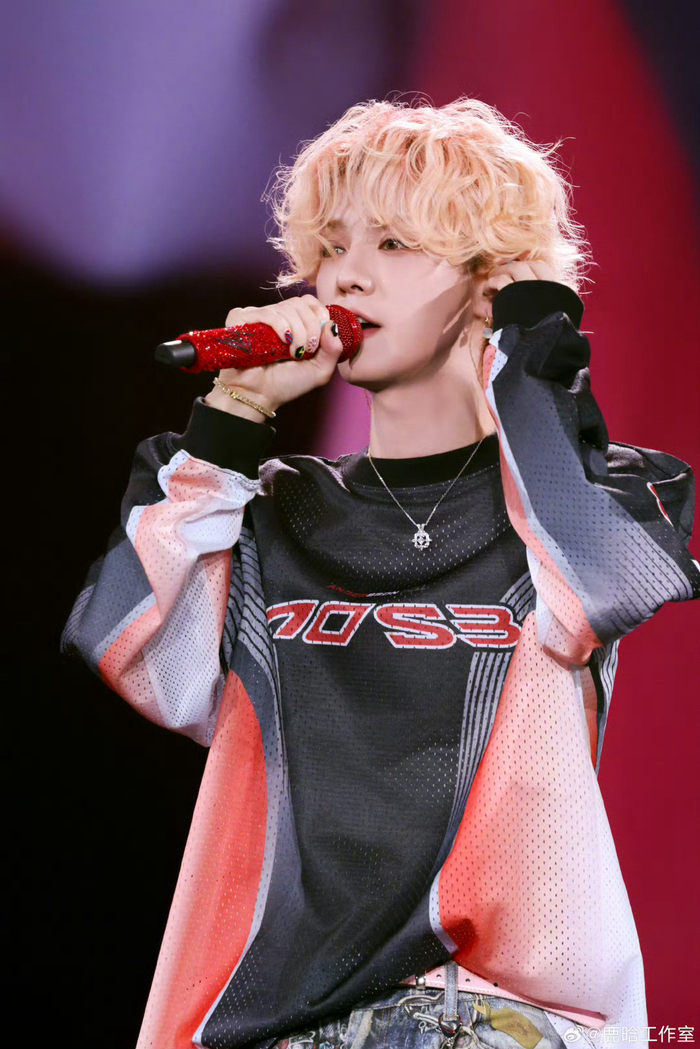 五菱女士新款小型汽车图片