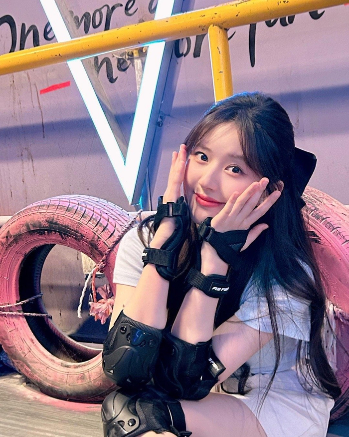 赵露思ins更新又可以换甜妹头像了