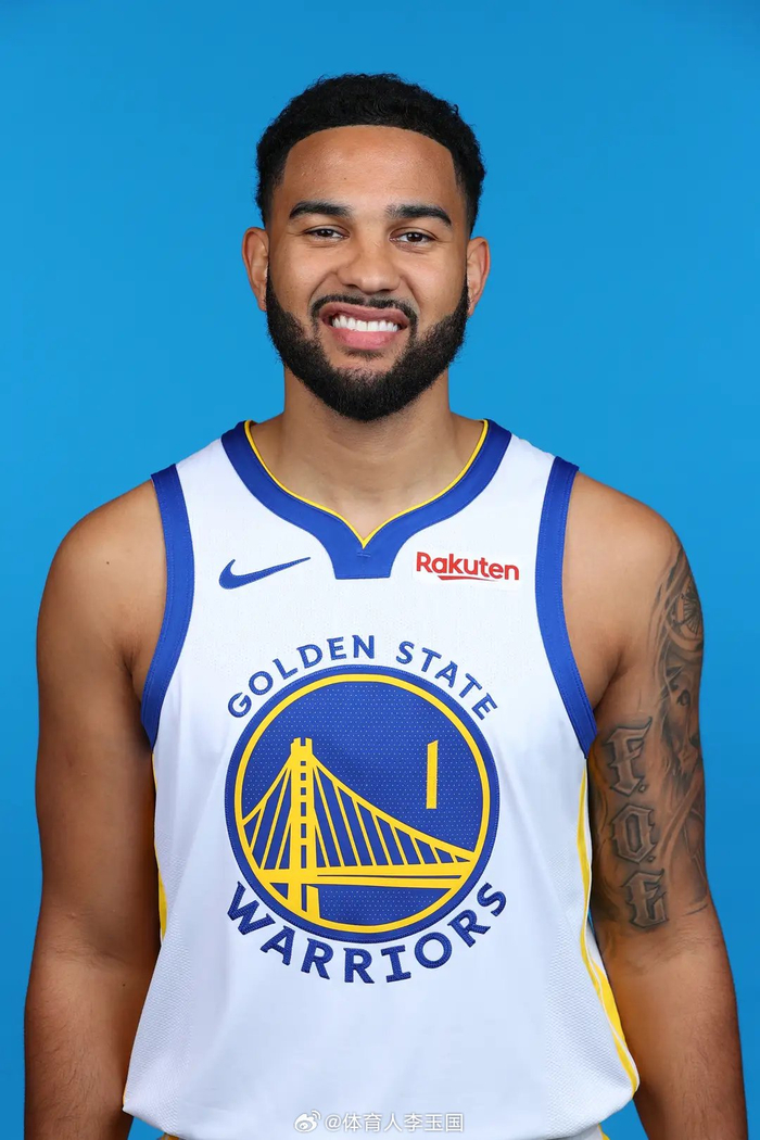 金州勇士官宣新教练团队任命科尔卸任主教练职务由助教布朗接任