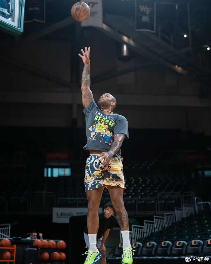 pjtucker塔克和儿子一起训练