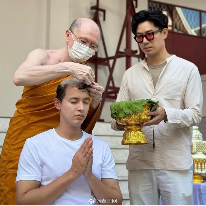 泰国男星james jirayu出家