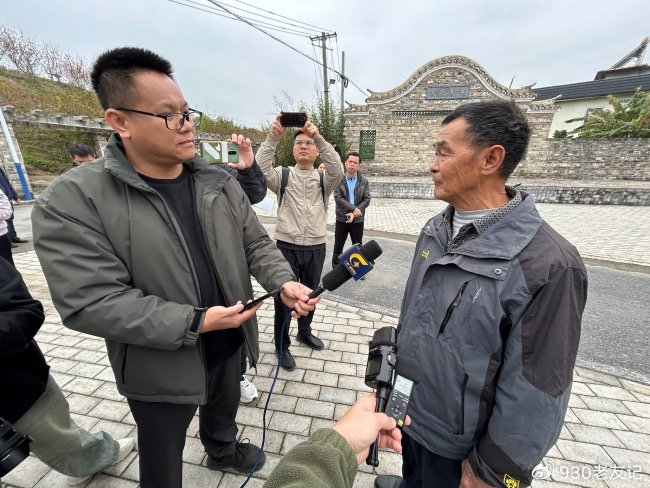 "广西玉林市容县容西镇祖立村农民杨万宗3月7日向记者介绍,村里立垌屯