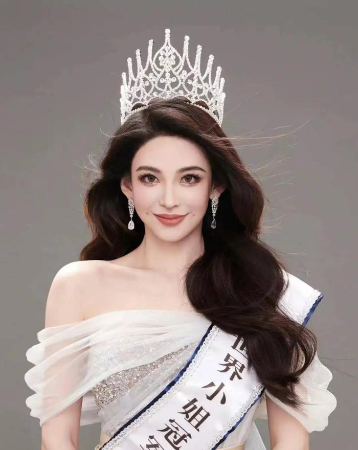 选美竞争比世界杯还激烈,2022年“四大球花”出炉,太美了