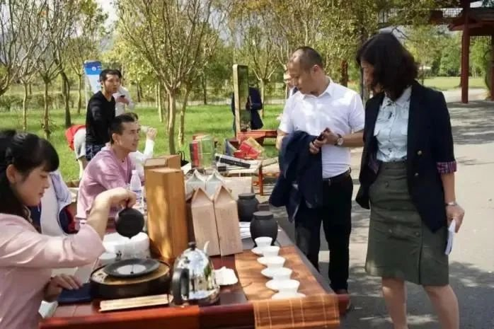 “中医药+文旅”,推动康养旅游能级提升、赋能乡村振兴融合发展|集群|中医药|产业链_新浪新闻