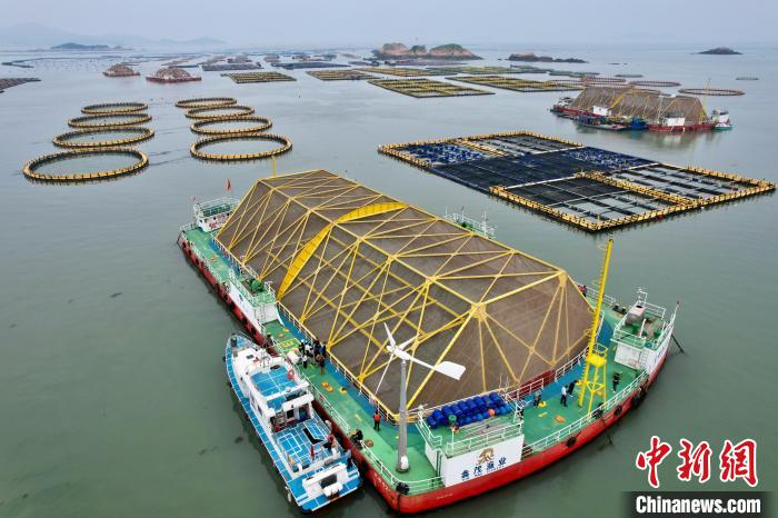 (无人机照片) 中新社记者 王东明 摄念海经,建"海上粮仓"踏上福州市