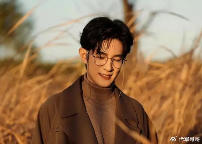 "北电校草"季肖冰:被曝隐婚当爸,女友孕肚明显好事将近|季肖冰|程明