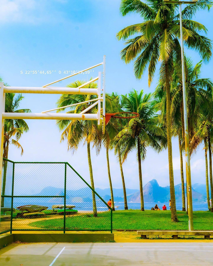 当天空遇上篮球场系列上集