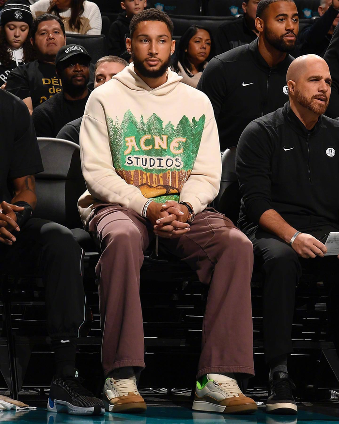 一组西蒙斯ootd日常穿搭分享给大家……__财经头条