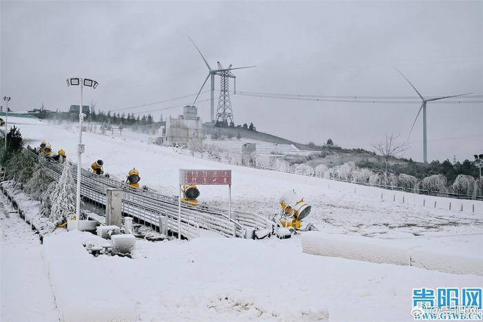 花溪高坡滑雪场图片