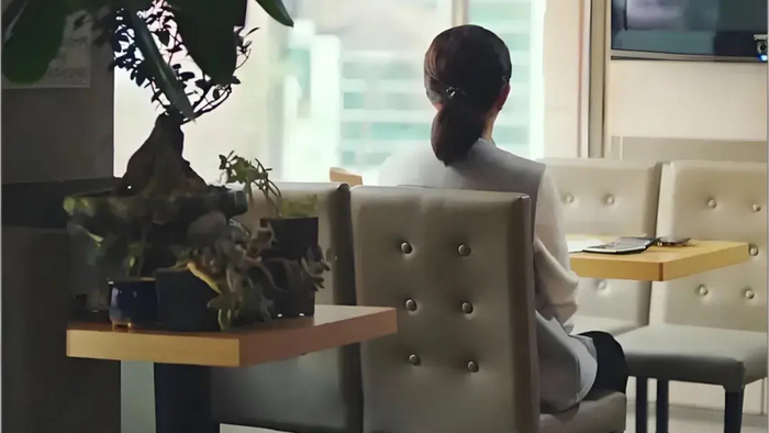 28岁坠楼女教师后续：她的家人，好生凉薄