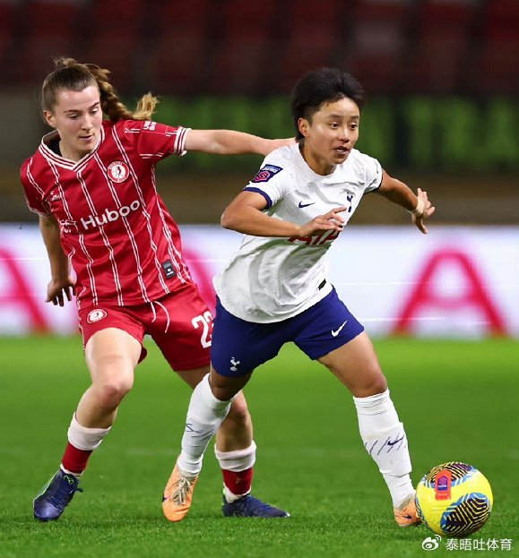 30中国女足小将海外爆发一条龙单刀险些破门解说员激动了