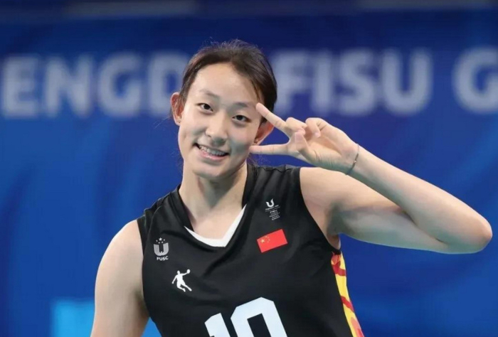 女排又一21岁扣高3米15新星崛起当袁心玥替身蔡斌或再洗牌