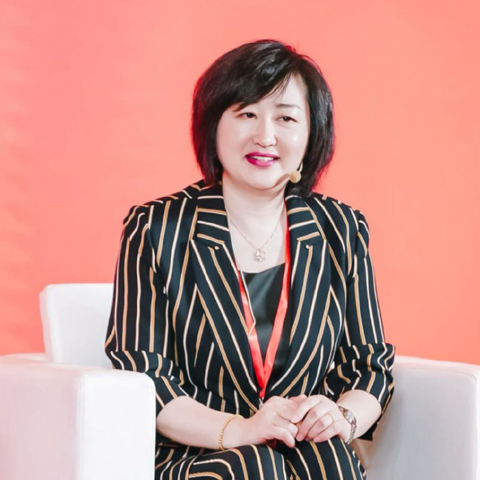 钱晓韵张江平"科技力:智能新范式"议题嘉宾人工智能是新一轮科技革命