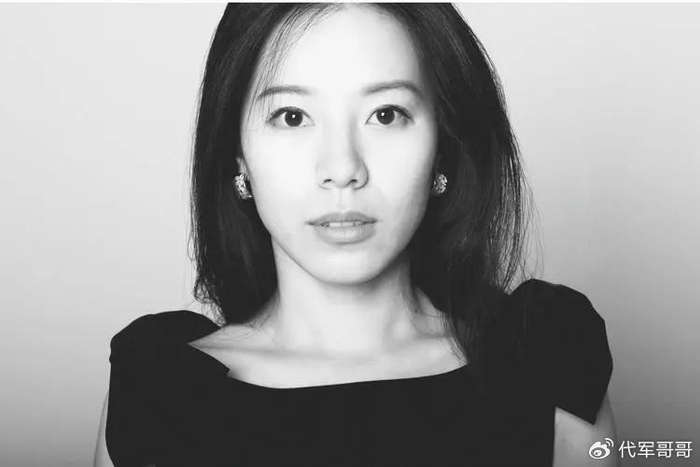 他北大毕业连办3家公司,37岁闪婚娶央视美女主播,如今怎样了?|央视|李