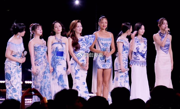 《浪姐4》成团夜热度低,人气排名难服众,Ella把C位给谢娜引热议|浪姐4|浪姐|谢娜|ella|陈嘉桦|刘逸云|乘风2023|节目|舞台|朱 ...