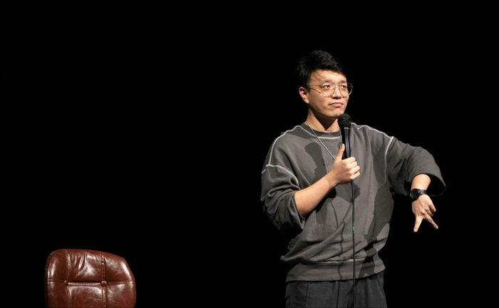 脱口秀演员杨波回应出轨,一边道歉一边痛斥出轨对象|杨波|出轨|脱口秀