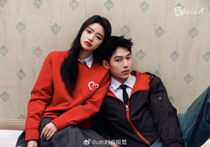 x伊周二月刊双人封面鸣龙少年再度聚首新年氛围感十足