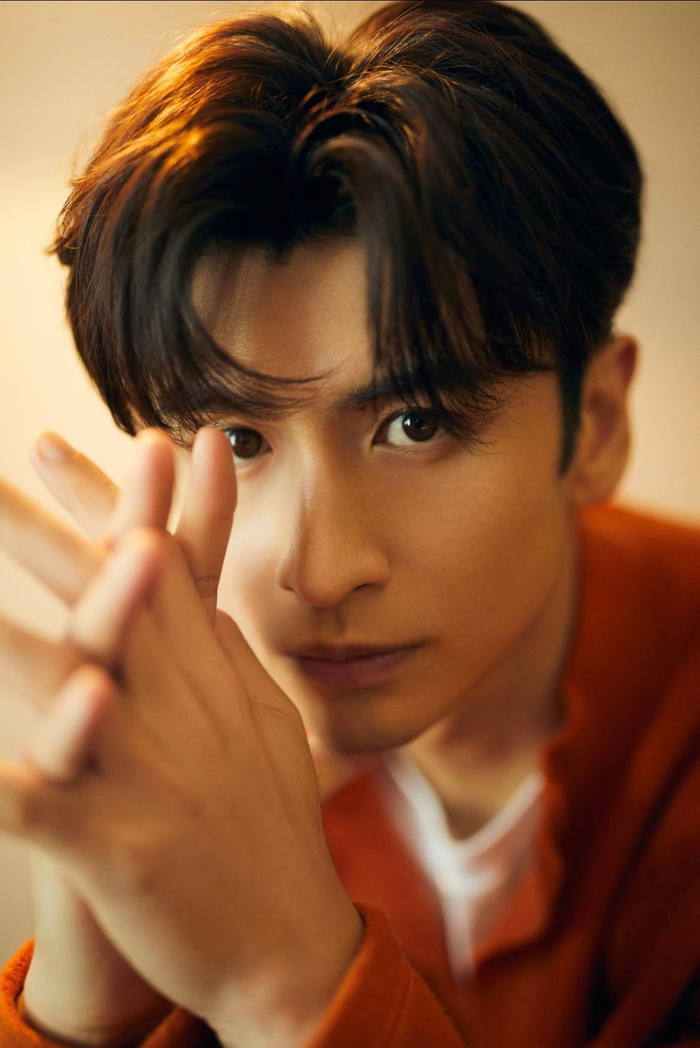 张云龙粉丝捐赠爱心禁毒图书角加强青少年禁毒法制观念