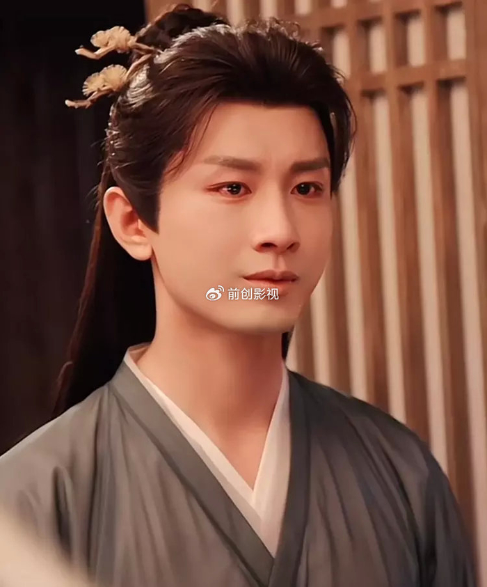 《莲花楼》发簪都藏着细节,武侠剧男演员造型用起心来,太惊艳了|莲花楼|李莲花|发簪_新浪新闻