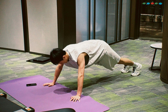 看了此沙和李昀锐的健身照,是心动的感觉啊!