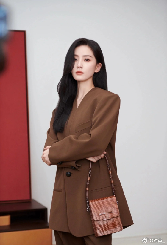 美拉德穿搭好红半个娱乐圈的女明星都在穿小个子也能穿出野性