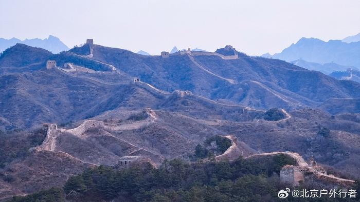 古北口蟠龙山长城图片