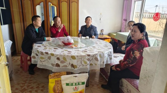 驻村帮扶倾真情 实干铺就振兴路——达旗海子湾村第一书记陈昕阳