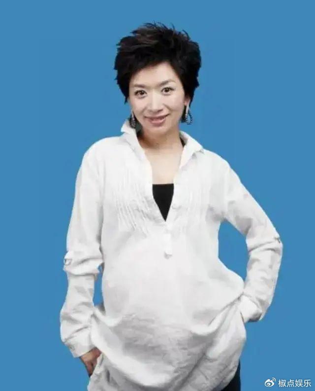 主持人王芳出生年月日图片