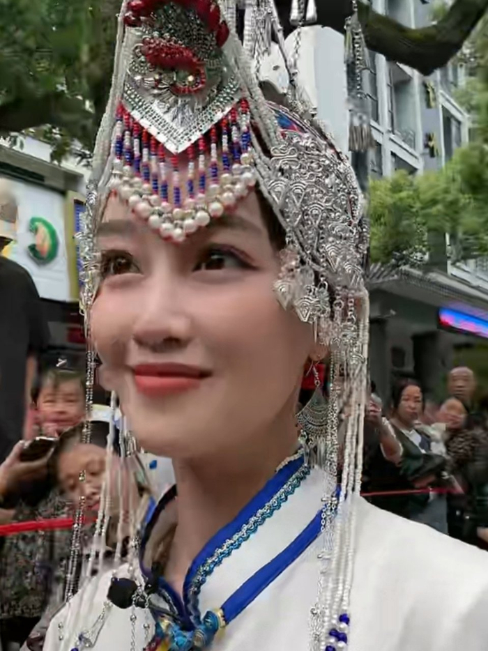 美丽的畲族女孩蓝盈莹lyric回到畲乡浙江丽水景宁