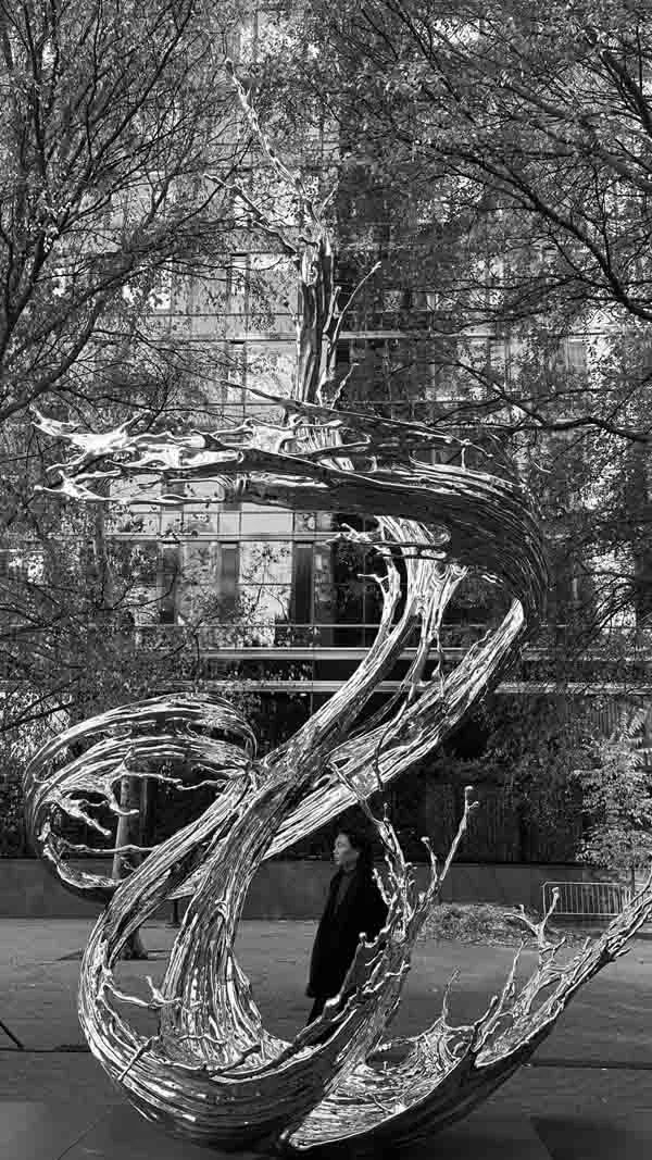 艺术家郑路重量级公共艺术装置作品首次亮相纽约