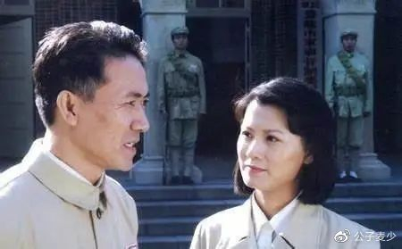 李幼斌：与24年发妻离婚，转身迎娶三婚的史兰芽，愧对前妻和儿子